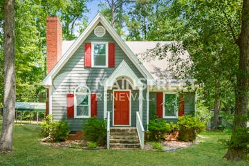 405 Hunters Ridge Dr Fuquay-Varina, NC 27526